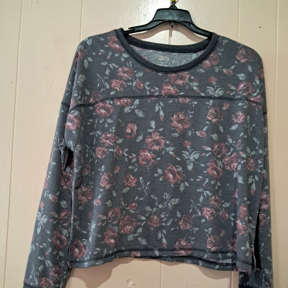 Floral Grey Women's Arizona  top size XL Corps Onesize New